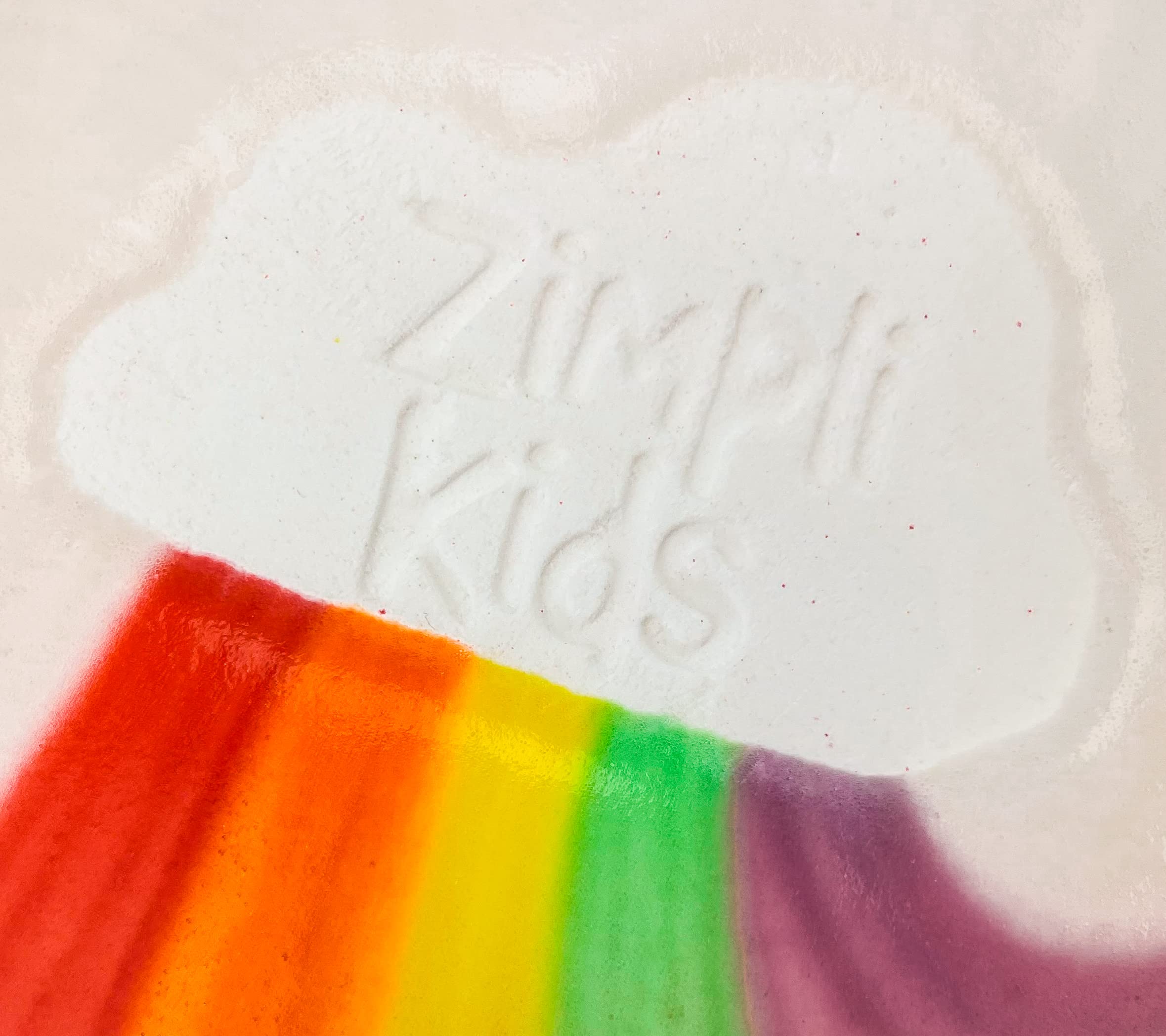 ZIMPLI - Large Cloud Rainbow Baff Bombz, Create a rainbow effect, fizzing, bathtime adventure, Bath Bomb Fizzing Fun for children 4 5 6 7 8 9