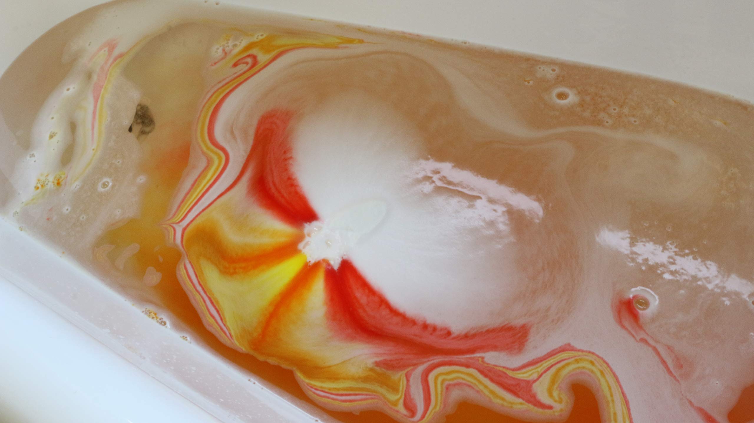 ZIMPLI - Large Cloud Rainbow Baff Bombz, Create a rainbow effect, fizzing, bathtime adventure, Bath Bomb Fizzing Fun for children 4 5 6 7 8 9